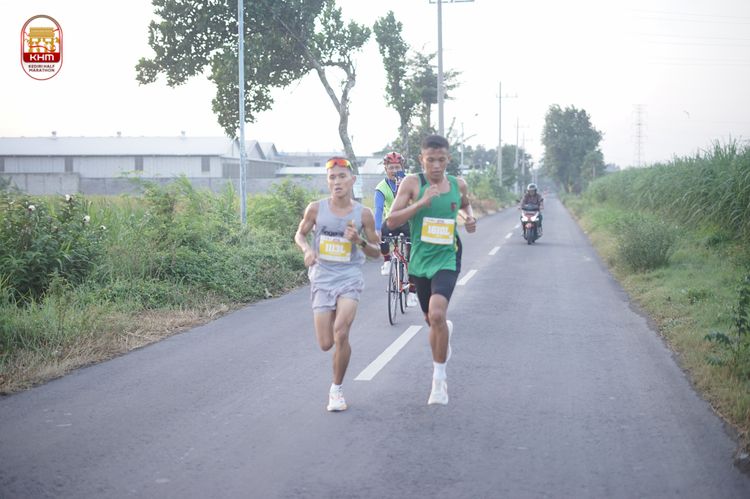 Race photo from Kediri Half Marathon 2024