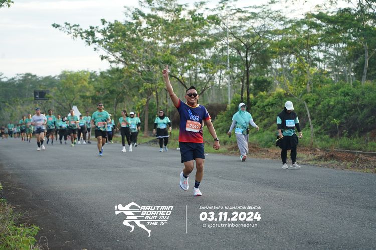 Race photo from Arutmin Borneo Run 2024
