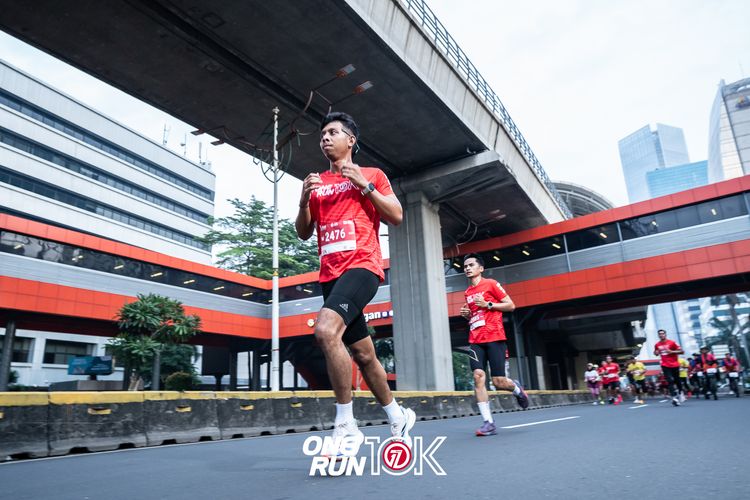 Race photo from ONE RUN 10K 2025