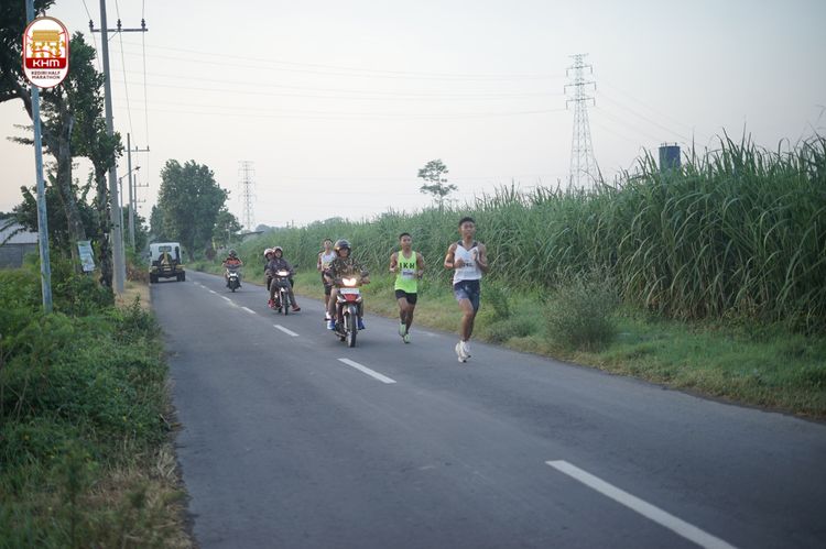 Race photo from Kediri Half Marathon 2024