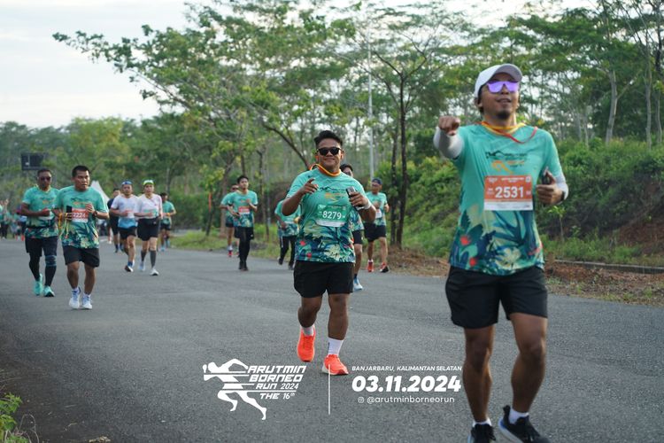 Race photo from Arutmin Borneo Run 2024