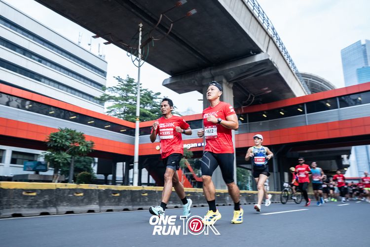 Race photo from ONE RUN 10K 2025