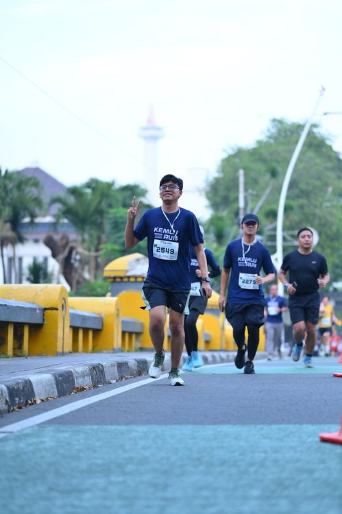 Race photo from KEMLU RUN 2025