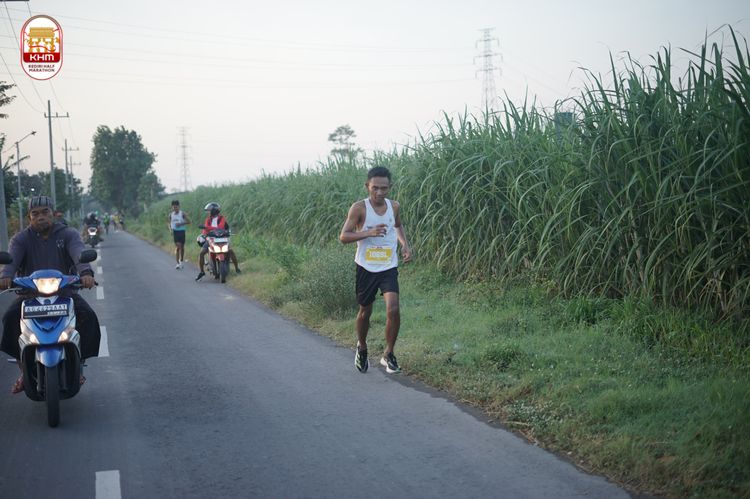Race photo from Kediri Half Marathon 2024