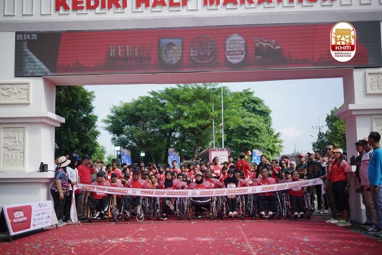 Race photo from Kediri Half Marathon 2025