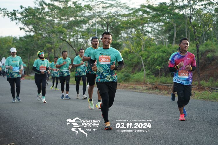 Race photo from Arutmin Borneo Run 2024