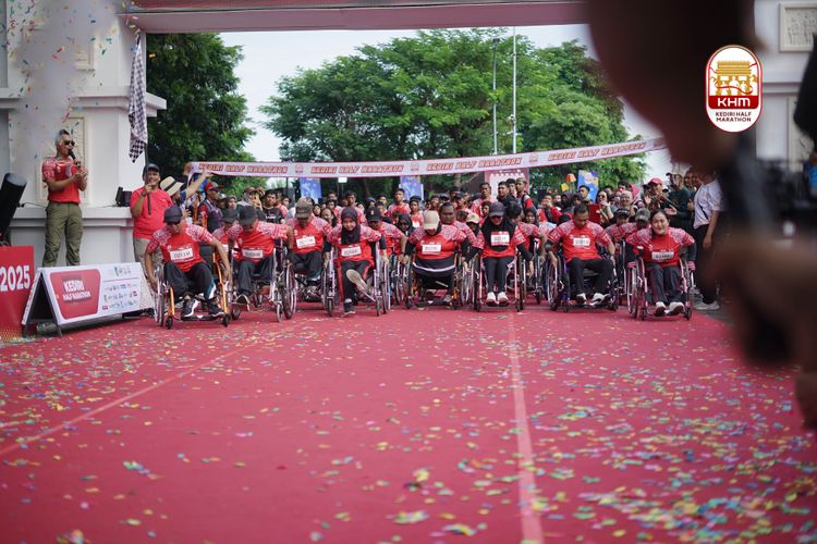 Race photo from Kediri Half Marathon 2025