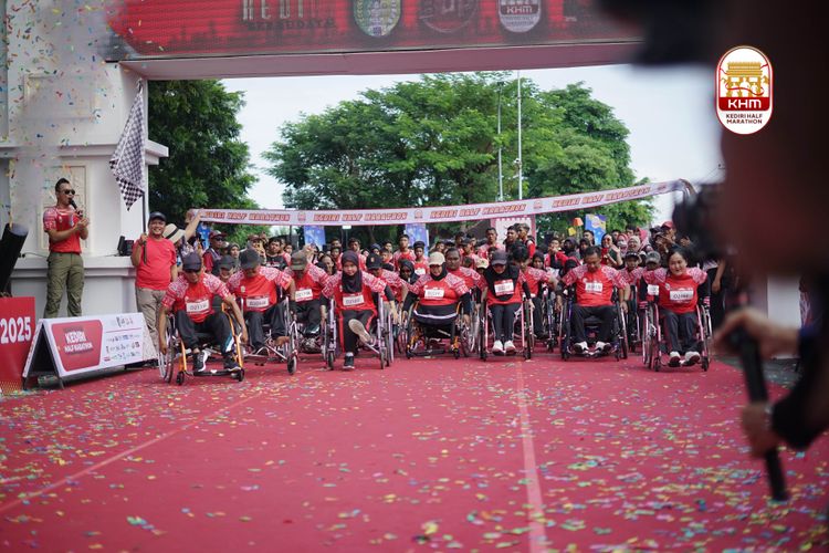 Race photo from Kediri Half Marathon 2025