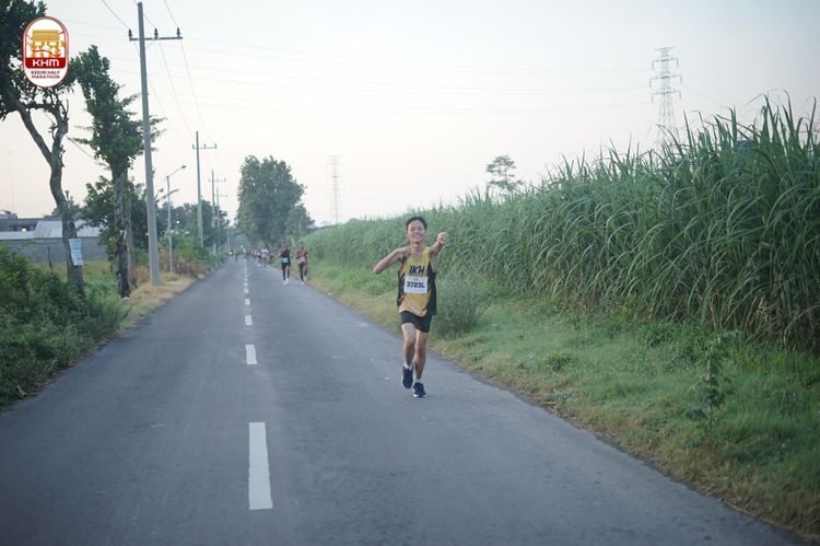 Race photo from Kediri Half Marathon 2024