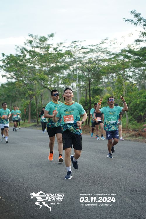 Race photo from Arutmin Borneo Run 2024