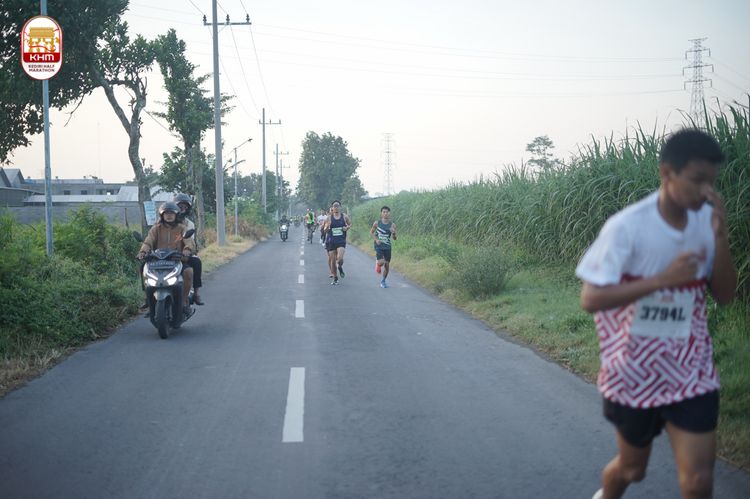 Race photo from Kediri Half Marathon 2024