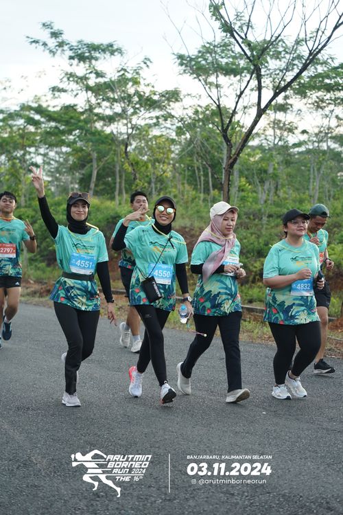 Race photo from Arutmin Borneo Run 2024