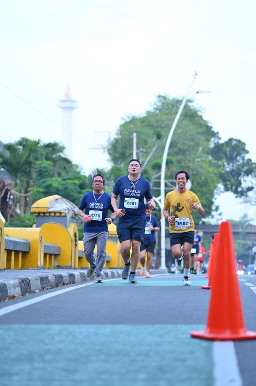 Race photo from KEMLU RUN 2025
