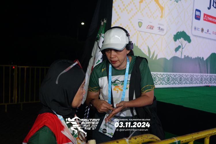 Race photo from Arutmin Borneo Run 2024