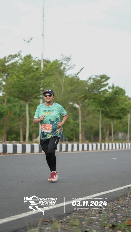 Race photo from Arutmin Borneo Run 2024