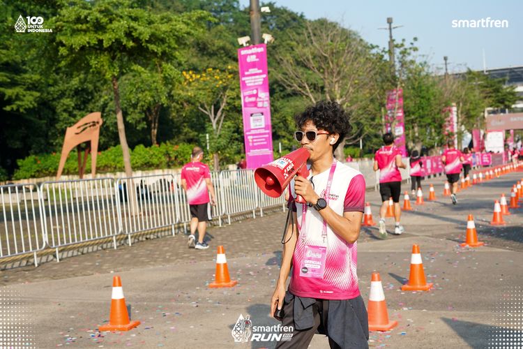 Race photo from Smartfren Run 2025 