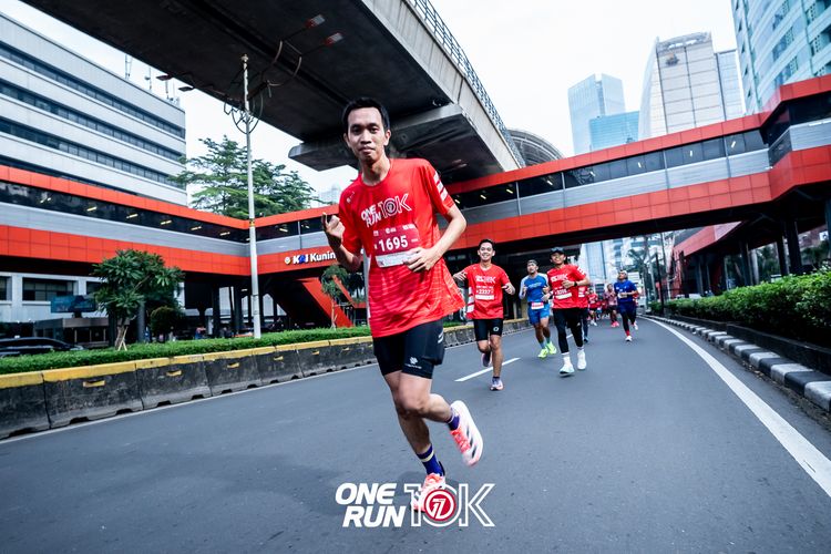 Race photo from ONE RUN 10K 2025