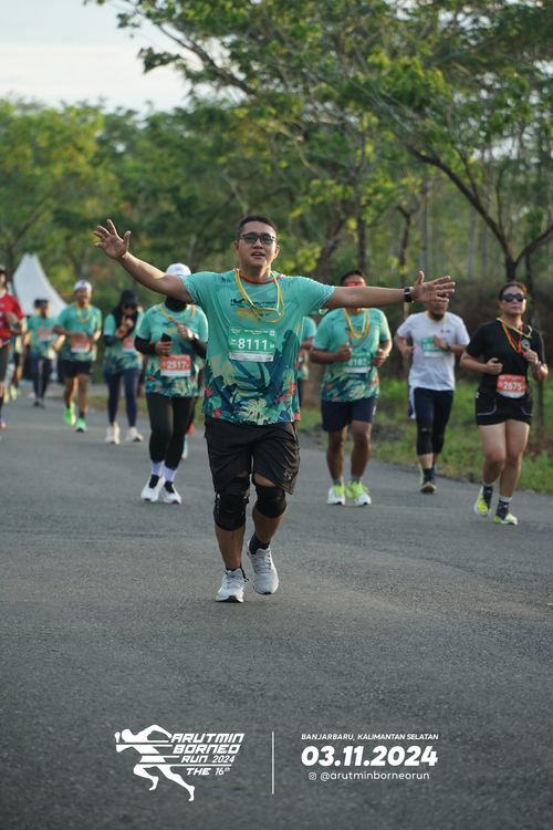 Race photo from Arutmin Borneo Run 2024