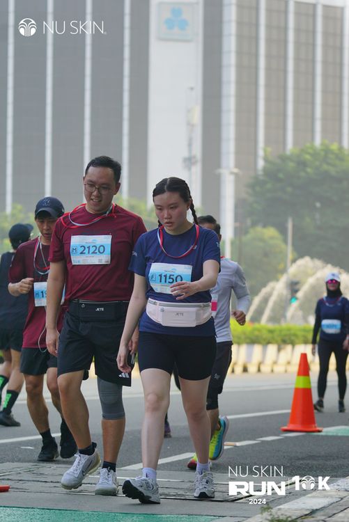 Race photo from Nu Skin Run 10K