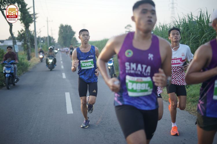 Race photo from Kediri Half Marathon 2024