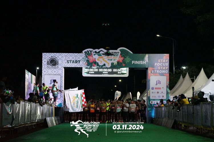 Race photo from Arutmin Borneo Run 2024