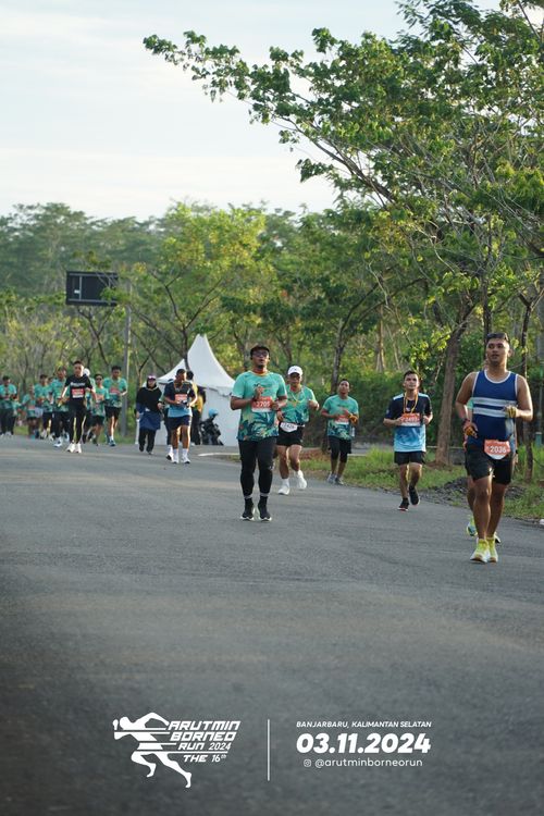 Race photo from Arutmin Borneo Run 2024