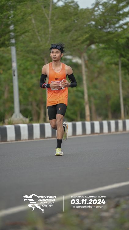 Race photo from Arutmin Borneo Run 2024