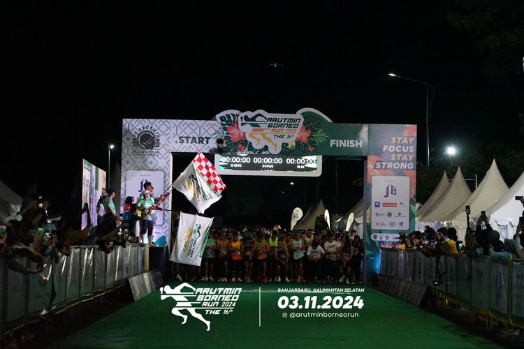 Race photo from Arutmin Borneo Run 2024