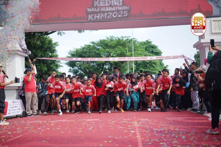 Race photo from Kediri Half Marathon 2025