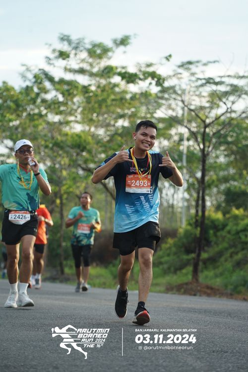 Race photo from Arutmin Borneo Run 2024