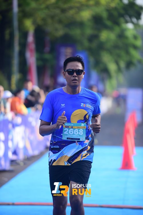 Race photo from Isoplus Run 2024 Surabaya