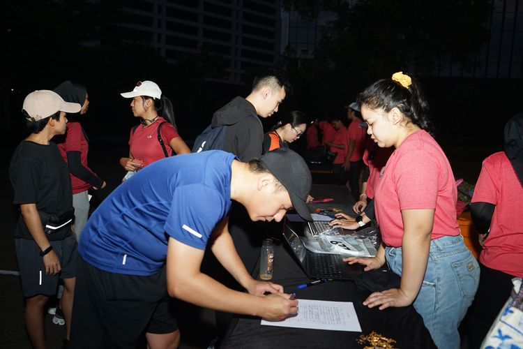 Race photo from Assurance Fun Run 2024