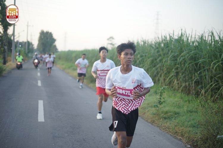 Race photo from Kediri Half Marathon 2024