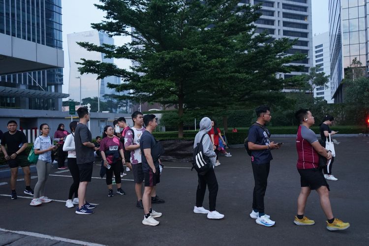 Race photo from Assurance Fun Run 2024