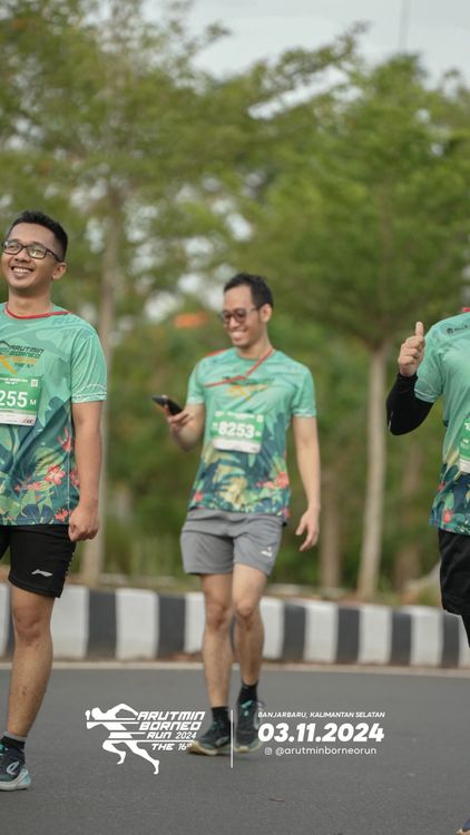 Race photo from Arutmin Borneo Run 2024