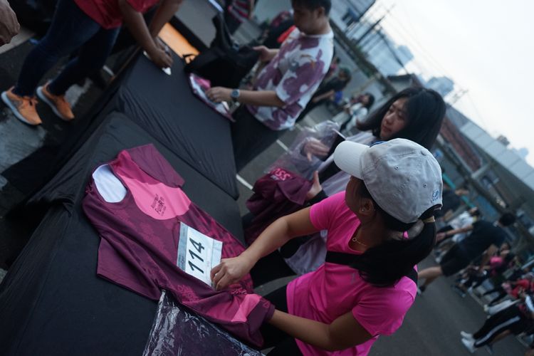 Race photo from Assurance Fun Run 2024