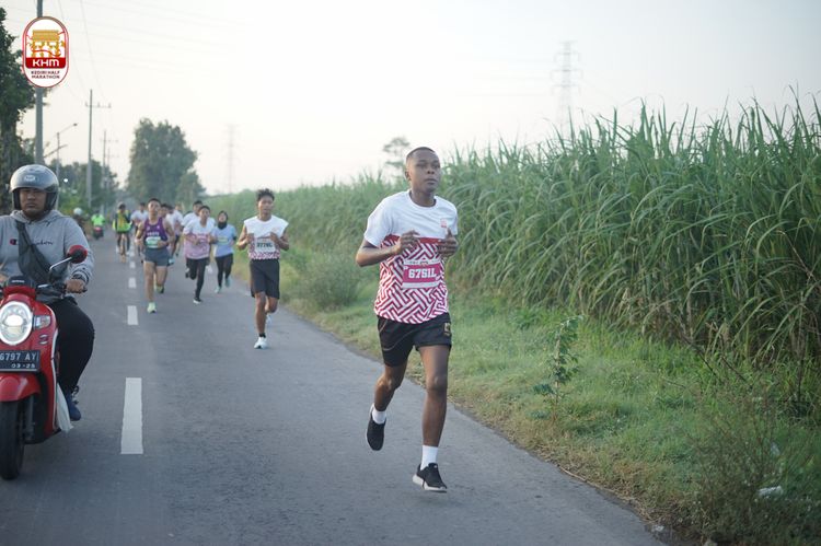 Race photo from Kediri Half Marathon 2024