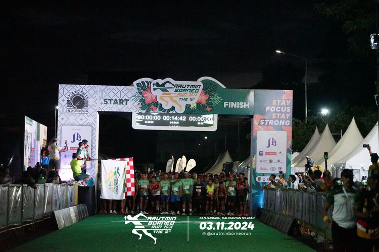 Race photo from Arutmin Borneo Run 2024