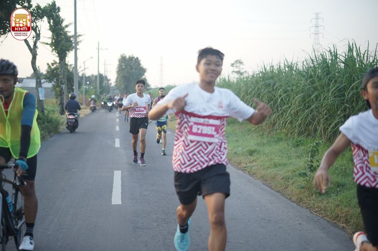 Race photo from Kediri Half Marathon 2024
