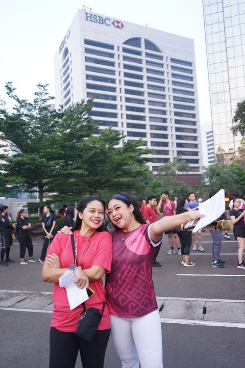 Race photo from Assurance Fun Run 2024