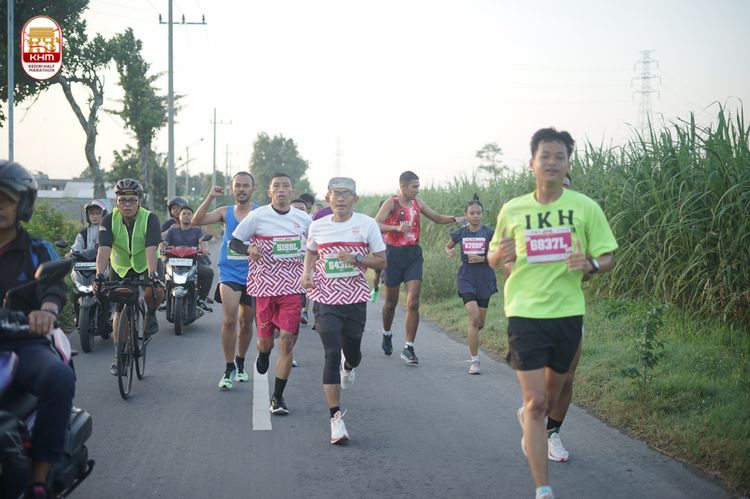 Race photo from Kediri Half Marathon 2024