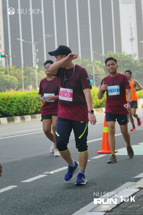 Race photo from Nu Skin Run 10K