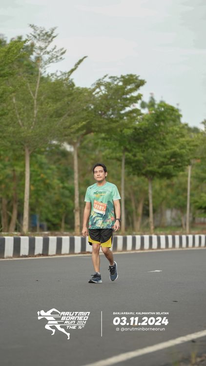 Race photo from Arutmin Borneo Run 2024