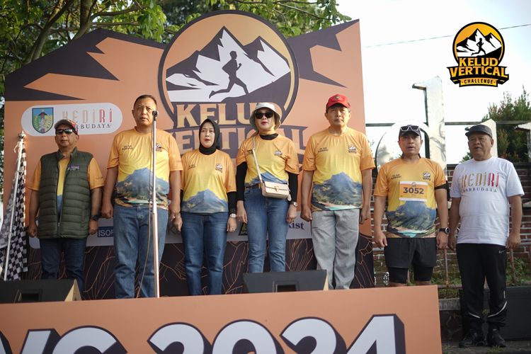 Race photo from Kelud Vertical Challenge 2024