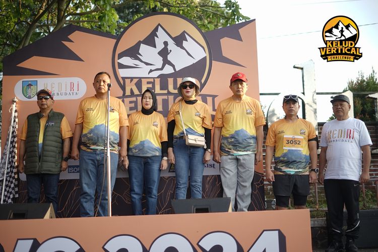 Race photo from Kelud Vertical Challenge 2024