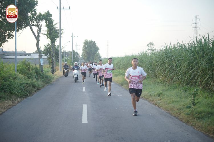 Race photo from Kediri Half Marathon 2024