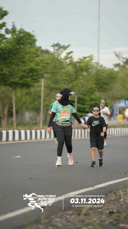 Race photo from Arutmin Borneo Run 2024