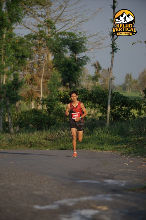 Race photo from Kelud Vertical Challenge 2024