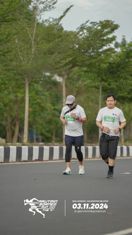Race photo from Arutmin Borneo Run 2024