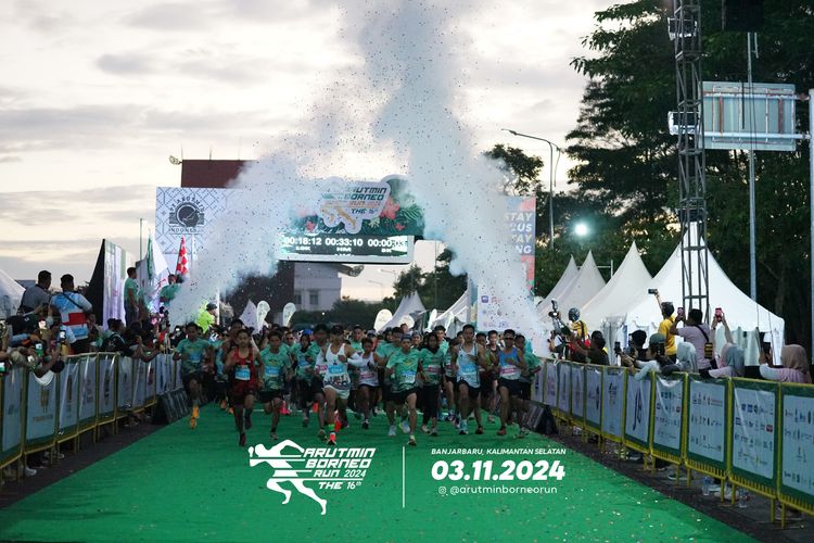Race photo from Arutmin Borneo Run 2024